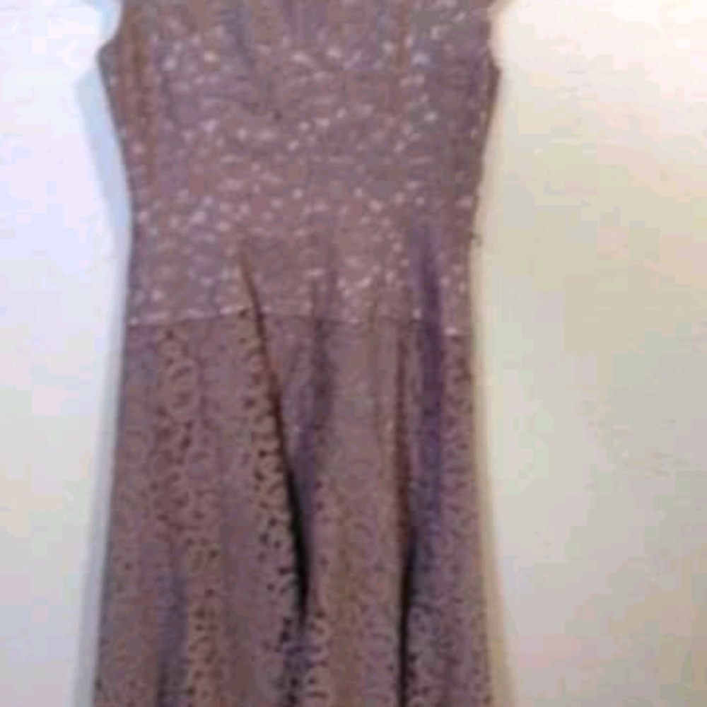 Midi professional dress.
